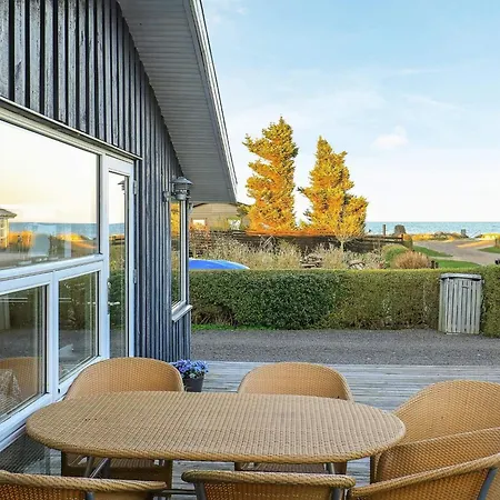 Дом отдыха 5 Person In Saeby-by Traum